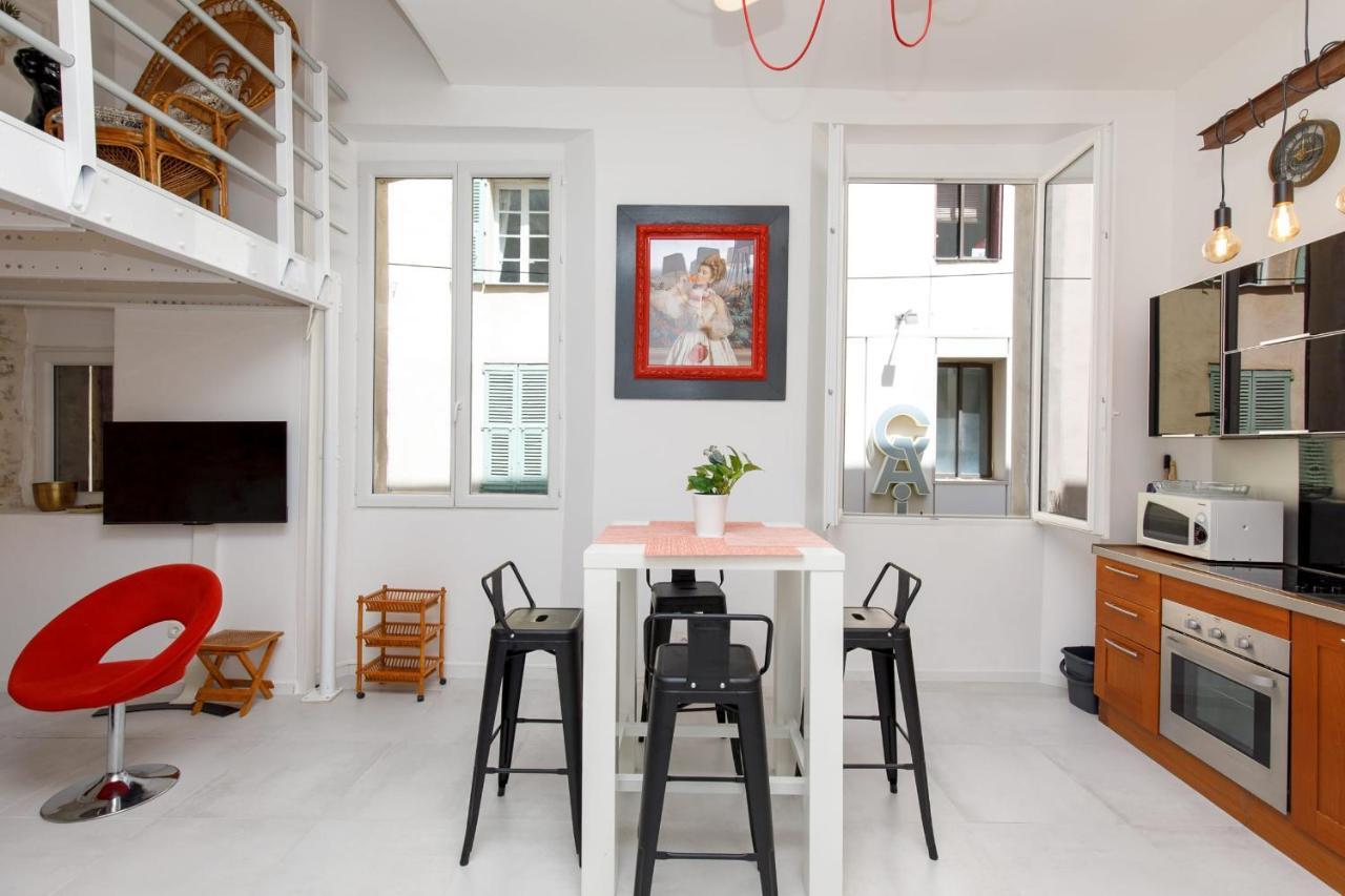 Апартаменты Superb Air-Conditioned Loft In The Heart Of Viel Антиб Экстерьер фото